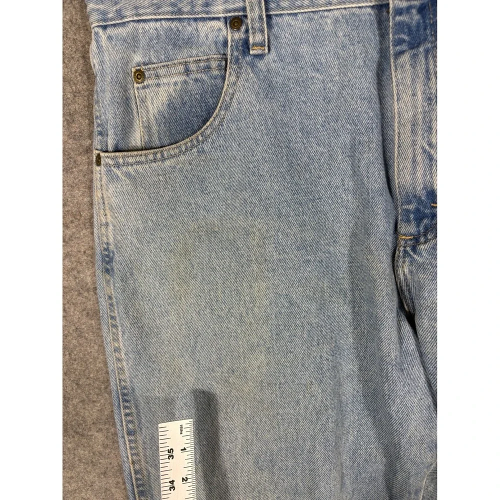 Wrangler Mens Jeans 38x32 Light Wash Denim Relaxed Fit Classic Casual‎